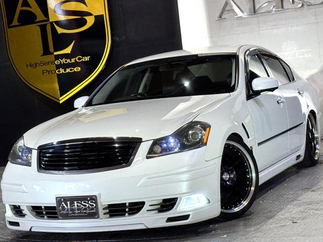 フーガ ３５０ＧＴスポーツパッケージ　Ｙ５０　Ｋ－ＢＲＥＡＫフルエアロ　ガレージマジカル車高調　ロクサーニグラスターファイブ２０インチホイール　シートカバー　スマートキープッシュスタート　バックカメラ（17枚目）