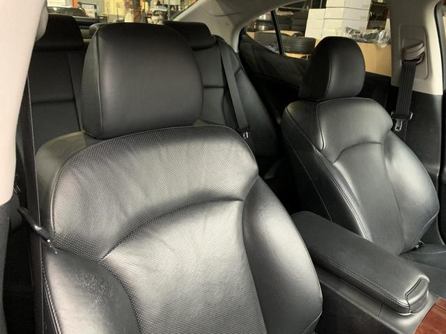 ＩＳ ＩＳ２５０　バージョンＬ　黒革シート　スピンドルグリルキット　ＴＥＩＮ車高調　ＷＯＲＫデュランダル１９インチホイール　３眼ＬＥＤヘッドライト　　ＬＥＤテール　スマートキープッシュスタート　シートヒーター＆エアコン　バックカメラ（9枚目）