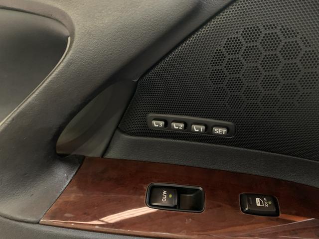 ＩＳ ＩＳ２５０　バージョンＬ　黒革シート　スピンドルグリルキット　ＴＥＩＮ車高調　ＷＯＲＫデュランダル１９インチホイール　３眼ＬＥＤヘッドライト　　ＬＥＤテール　スマートキープッシュスタート　シートヒーター＆エアコン　バックカメラ（69枚目）