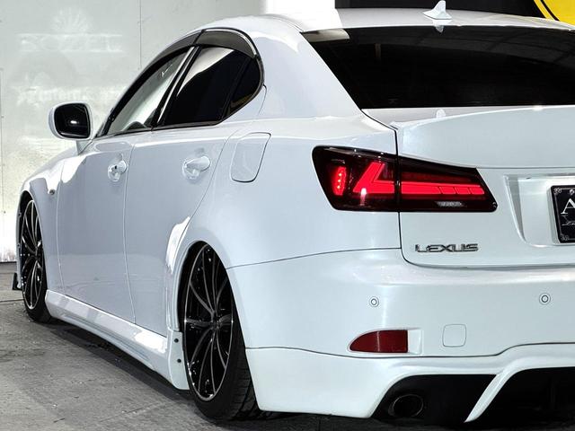 ＩＳ ＩＳ２５０　バージョンＬ　アイボリーレザーシート　スピンドルグリルキット　３眼ＬＥＤヘッドライト　ＬＥＤファイバーテール　シーケンシャルウィンカー　新品車高調　１８インチホイール　プッシュスタート　シートヒーター＆クーラー（28枚目）