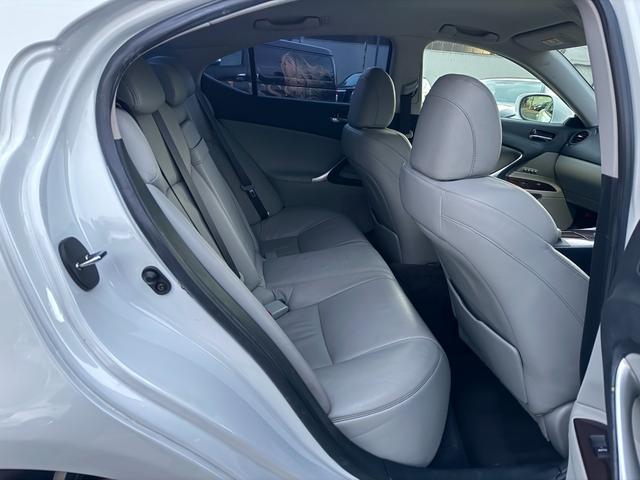 ＩＳ ＩＳ２５０　バージョンＬ　アイボリーレザーシート　スピンドルグリルキット　３眼ＬＥＤヘッドライト　ＬＥＤファイバーテール　シーケンシャルウィンカー　新品車高調　１８インチホイール　プッシュスタート　シートヒーター＆クーラー（61枚目）