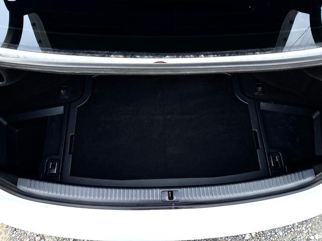 ＩＳ ＩＳ２５０　バージョンＬ　アイボリーレザーシート　スピンドルグリルキット　３眼ＬＥＤヘッドライト　ＬＥＤファイバーテール　シーケンシャルウィンカー　新品車高調　１８インチホイール　プッシュスタート　シートヒーター＆クーラー（70枚目）