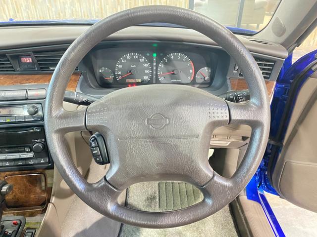 ローレル メダリスト　☆全塗装施工済☆新品フルエアロ☆ブリッツフルタップ車高調☆クロススピードＣＲ９　１８インチアルミホイール　新品タイヤ☆マフラーカッター☆フロント　リアドラレコ☆（43枚目）