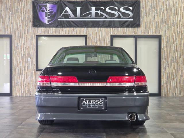 マークII グランデ 修復歴無 AT車 2500cc 新規全塗装施工 新品フルエアロ 新品フルタップ車高調 シュティッヒエボリューション17インチアルミホイール新品タイヤ 新品マフラーカッター(9枚目)