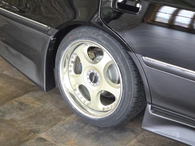 マークII グランデ 修復歴無 AT車 2500cc 新規全塗装施工 新品フルエアロ 新品フルタップ車高調 シュティッヒエボリューション17インチアルミホイール新品タイヤ 新品マフラーカッター(35枚目)