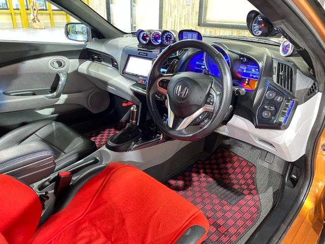 ＣＲ－Ｚ α　レイズ　ボルクレーシングＴＥ３７　１８インチアルミホイール　ＴＥＩＮ車高調　社外マフラー　運転席スパルコシート　ＳＤナビＢｌｕｅｔｏｏｔｈ対応　コムテックカーレーダー　サブウーファー（17枚目）