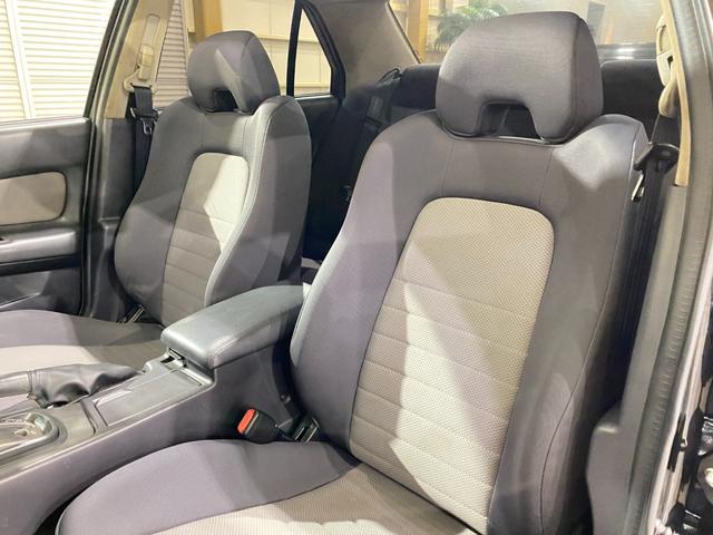 �����X�́A�V�ԁA���ÎԒ����̔��A�����A�Ԍ��A�C�����A�h���A�������A�{�f�B�[�R�[�e�B���O���H�A�e��h���X�A�b�v�p�[�c����Ɏ���܂ŁA���L���s���Ă��܂�