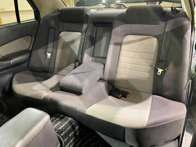 �������I�t�}�t���[���t�F���_�[���H���S�h�����ȂǁA�h���X�A�b�v���ɂ߂邱�Ƃ����X�ɂ��C����������