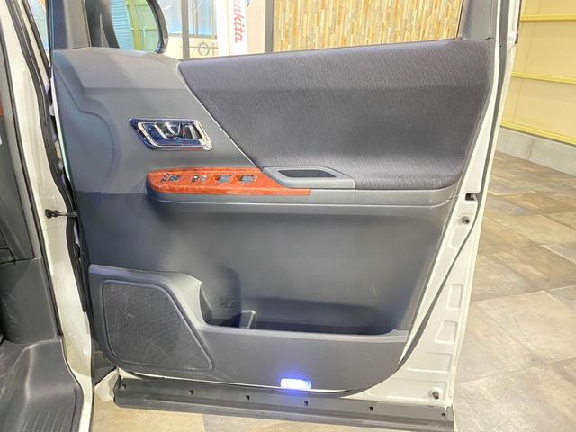 アルファード 240S プライムセレクションII エアサス WORK20インチアルミホイール J-LINEアクスル 玄武RCジョイント クスコ補強バー アルパインHDDナビ アルパインフリップダウンモニター パワスラ パワーバックドア(50枚目)