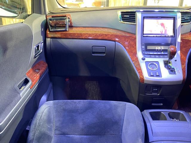 アルファード 240S プライムセレクションII エアサス WORK20インチアルミホイール J-LINEアクスル 玄武RCジョイント クスコ補強バー アルパインHDDナビ アルパインフリップダウンモニター パワスラ パワーバックドア(67枚目)