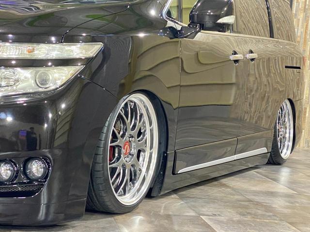 エルグランド ３５０ハイウェイスター　エアサス取付車　修復歴無　エイムゲインフルエアロ　エイムゲインＧＩＩＭ２０インチアルミホイール　　ボルドワールドエアサス公認済み　Ｂｌｕｅｔｏｏｔｈ対応　ＨＤＤナビ　ドラレコ付きデジタルインナーミラー（3枚目）