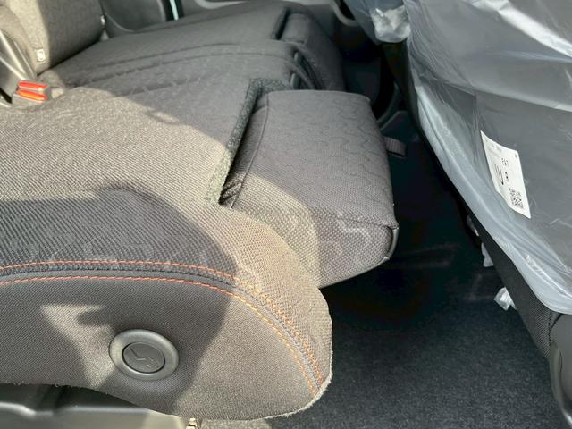 スペーシアギア ハイブリッドＸＺ　ＤＡＭＤカスタムカスタムＮＯＣＴフェイスチェンジキット＆ホイール＆ルーフキャリア・ハイブリッドＸＺ（４名）　前後ソナー　オートＬＥＤ　アクティブクルーズコントロール　インテリキー　ＬＥＤ　ルーフレール（11枚目）