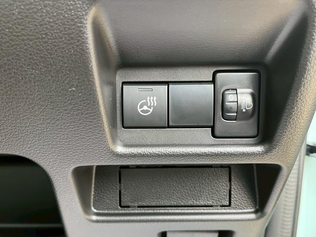 スペーシアギア ハイブリッドＸＺ　ＤＡＭＤカスタムカスタムＮＯＣＴフェイスチェンジキット＆ホイール＆ルーフキャリア・ハイブリッドＸＺ（４名）　前後ソナー　オートＬＥＤ　アクティブクルーズコントロール　インテリキー　ＬＥＤ　ルーフレール（25枚目）