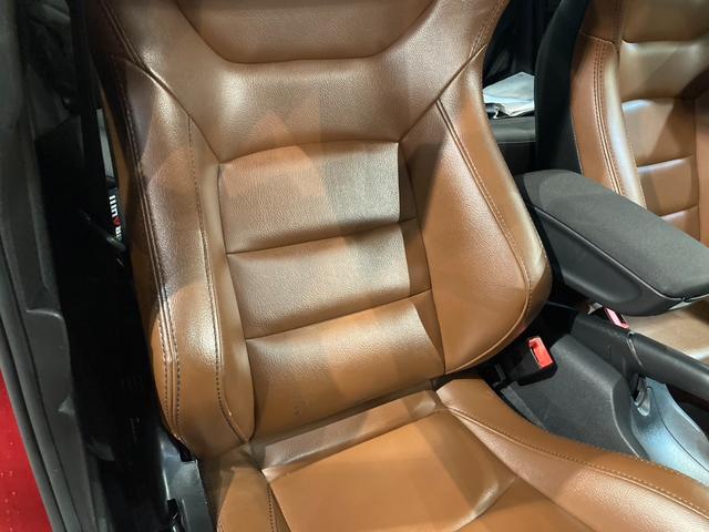 Ａ１スポーツバック １．４ＴＦＳＩ　正規輸入車　エアサス　Ｂｌｕｅｔｏｏｔｈオーディオ　ターボ　電格ミラー　パワーウインドウ　ＡＢＳ　サイドエアバッグ　盗難防止機能　オートエアコン　Ｗエアバック　パワーステアリング（36枚目）