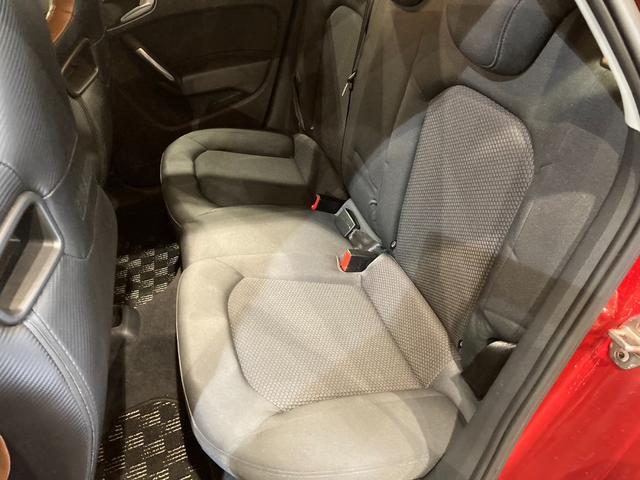 Ａ１スポーツバック １．４ＴＦＳＩ　正規輸入車　エアサス　Ｂｌｕｅｔｏｏｔｈオーディオ　ターボ　電格ミラー　パワーウインドウ　ＡＢＳ　サイドエアバッグ　盗難防止機能　オートエアコン　Ｗエアバック　パワーステアリング（40枚目）