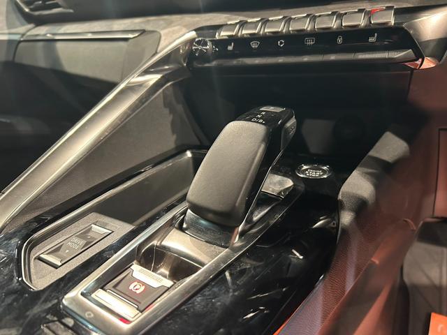 ３００８ ＧＴハイブリッド４　サンルーフ・アクティブクルーズコントロール／ＵＳＢ／Ｂｌｕｅｔｏｏｔｈ／ＡｐｐｌｅＣａｒＰｌａｙ／全方位カメラ／ハーフレザーシート／シートヒーター／社外前後ドライブレコーダー（24枚目）