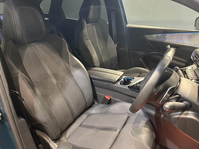 ３００８ ＧＴハイブリッド４　サンルーフ・アクティブクルーズコントロール／ＵＳＢ／Ｂｌｕｅｔｏｏｔｈ／ＡｐｐｌｅＣａｒＰｌａｙ／全方位カメラ／ハーフレザーシート／シートヒーター／社外前後ドライブレコーダー（39枚目）