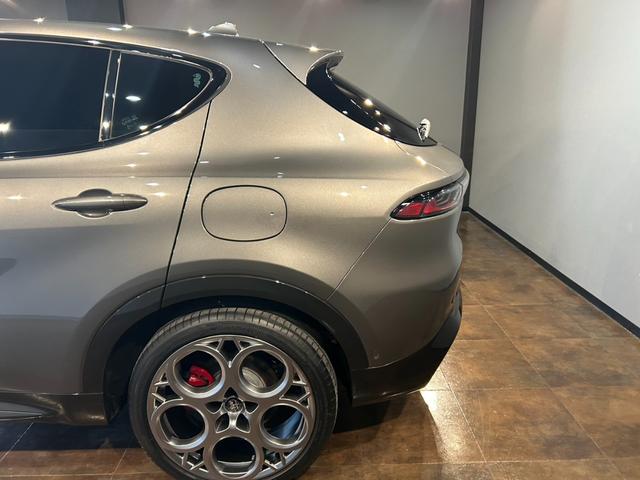 トナーレ プラグインハイブリッドQ4 ヴェローチェ 純正ナビ Bカメラ 全方位カメラ 黒革シート シートヒータークーラー アダプティブクルーズコントロール 衝突軽減ブレーキ レーンキープアシスト 前後ドラレコ ETC(11枚目)