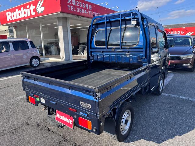 スーパーキャリイ Ｘ　デュアルセンサーブレーキ　オートライト　エアコンパワステ　前席パワーウィンドウ　ＨＩＤ（2枚目）