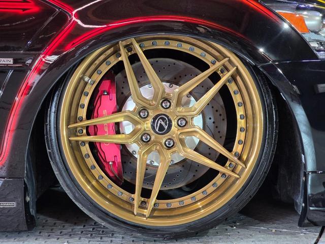 ＬＳ ＬＳ４６０　バージョンＣ　Ｉパッケージ　ＲＯＨＡＮオリジナルカスタムペイントレッドゴースト　エイムゲインフルエアロ　フォルテ鍛造２１インチホイール　ビッグブレーキ　ＡＣＣエアサス４輪独立デジタルコントロール　調整式アーム（77枚目）