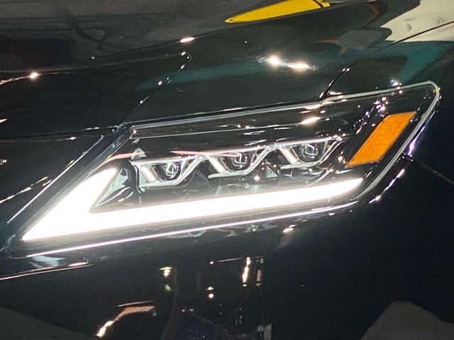 カムリ ハイブリッド　Ｇパッケージ　スピンドルバンパー　ＬＥＤ３眼ヘッドライト　フルタップ車高調　新品アレスメッキ１９インチホイール　サイド・リアハーフエアロ　ＳＤナビ　ルームミラー型ドライブレコーダー（10枚目）