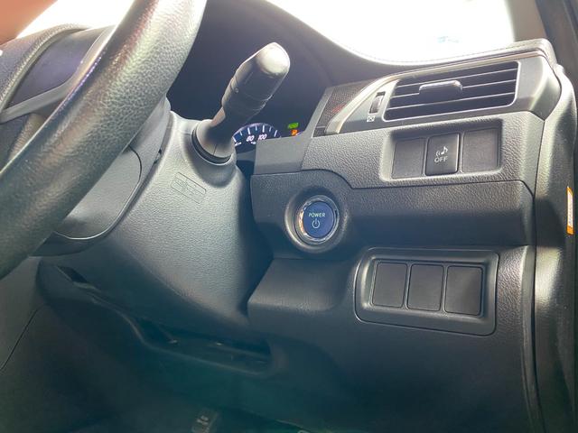 カムリ ハイブリッド　Ｇパッケージ　スピンドルバンパー　ＬＥＤ３眼ヘッドライト　フルタップ車高調　新品アレスメッキ１９インチホイール　サイド・リアハーフエアロ　ＳＤナビ　ルームミラー型ドライブレコーダー（26枚目）