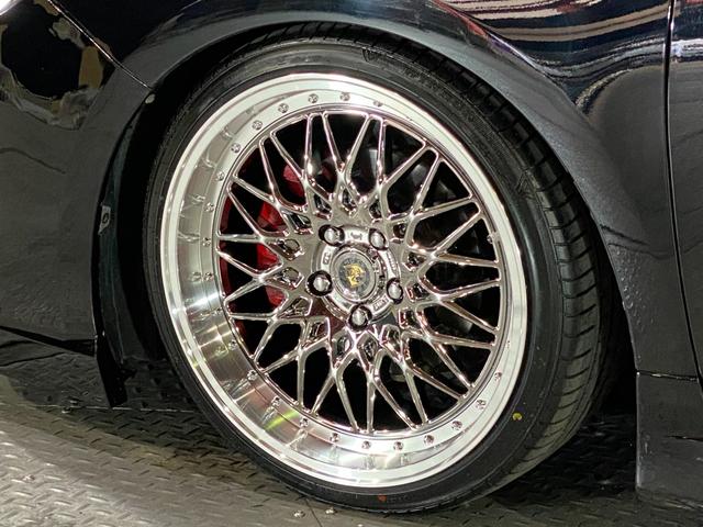 カムリ ハイブリッド　Ｇパッケージ　スピンドルバンパー　ＬＥＤ３眼ヘッドライト　フルタップ車高調　新品アレスメッキ１９インチホイール　サイド・リアハーフエアロ　ＳＤナビ　ルームミラー型ドライブレコーダー（57枚目）