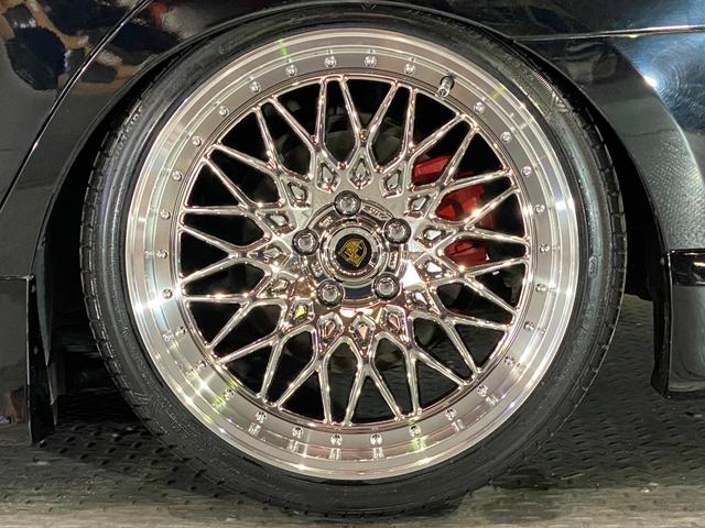 カムリ ハイブリッド　Ｇパッケージ　スピンドルバンパー　ＬＥＤ３眼ヘッドライト　フルタップ車高調　新品アレスメッキ１９インチホイール　サイド・リアハーフエアロ　ＳＤナビ　ルームミラー型ドライブレコーダー（66枚目）