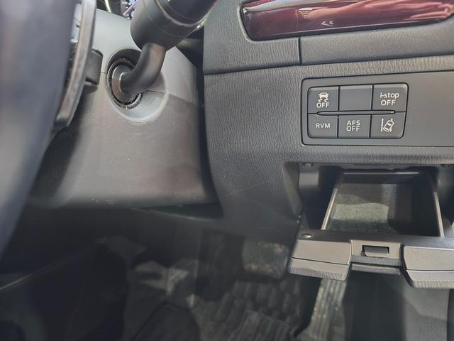 アテンザセダン ＸＤ　Ｌパッケージ　ハーフフルエアロ　ブリッツフルタップ車高調　２０インチアルミホイール　黒革シート　シートヒーター　ＨＤＤナビ　Ｂｌｕｅｔｏｏｔｈオーディオ　バックカメラ　フルセグＴＶ（26枚目）