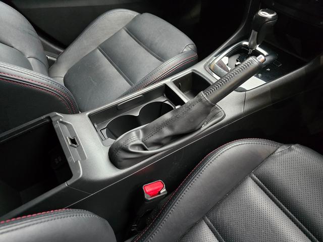 アテンザセダン ＸＤ　Ｌパッケージ　ハーフフルエアロ　ブリッツフルタップ車高調　２０インチアルミホイール　黒革シート　シートヒーター　ＨＤＤナビ　Ｂｌｕｅｔｏｏｔｈオーディオ　バックカメラ　フルセグＴＶ（31枚目）