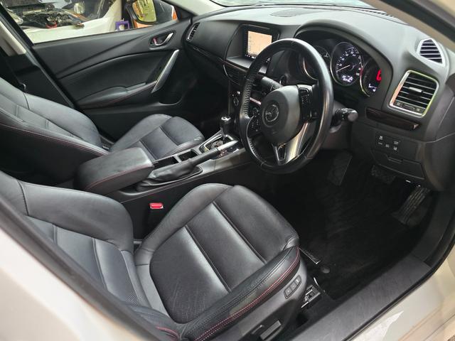 アテンザセダン ＸＤ　Ｌパッケージ　ハーフフルエアロ　ブリッツフルタップ車高調　２０インチアルミホイール　黒革シート　シートヒーター　ＨＤＤナビ　Ｂｌｕｅｔｏｏｔｈオーディオ　バックカメラ　フルセグＴＶ（32枚目）