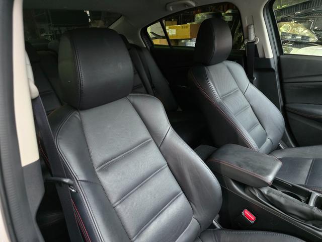 アテンザセダン ＸＤ　Ｌパッケージ　ハーフフルエアロ　ブリッツフルタップ車高調　２０インチアルミホイール　黒革シート　シートヒーター　ＨＤＤナビ　Ｂｌｕｅｔｏｏｔｈオーディオ　バックカメラ　フルセグＴＶ（34枚目）