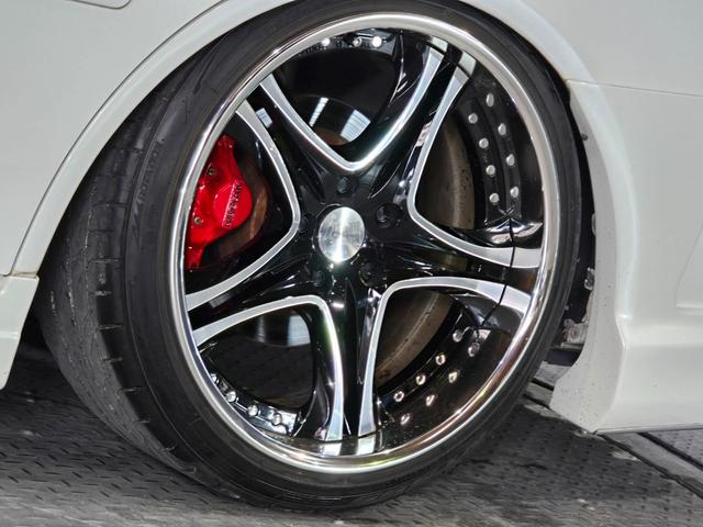 グロリア グランツーリスモ３００ＳＶ　ナビエディション　ワンスターワンオフフルエアロ　４本出しマフラー　フルタップ車高調　レオンハルト１９インチ　ＶＩＰＥＲセキュリティ　カロッツェリアサイバーナビ　加工ライト　Ｂｌｕｅｔｏｏｔｈオーディオ（55枚目）