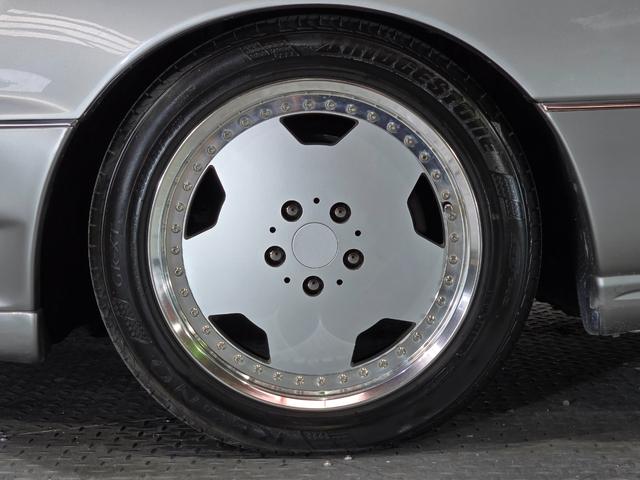 セルシオ C仕様 前期最終型 走行距離1万6千キロ ワンオーナー 当時物シュティッヒディッシュ17インチ 純正サンルーフ 純正グレー革シート 純正オプションエアロスポイラー FIELD製サスコン ガナドールマフラー(6枚目)