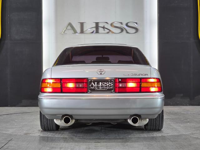 セルシオ C仕様 前期最終型 走行距離1万6千キロ ワンオーナー 当時物シュティッヒディッシュ17インチ 純正サンルーフ 純正グレー革シート 純正オプションエアロスポイラー FIELD製サスコン ガナドールマフラー(17枚目)