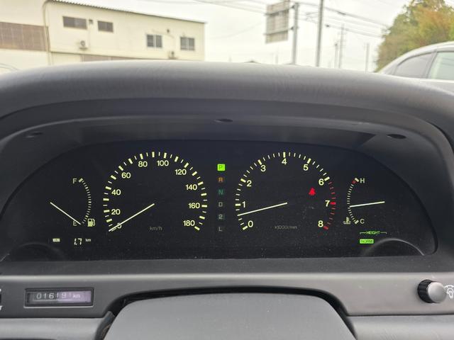 セルシオ C仕様 前期最終型 走行距離1万6千キロ ワンオーナー 当時物シュティッヒディッシュ17インチ 純正サンルーフ 純正グレー革シート 純正オプションエアロスポイラー FIELD製サスコン ガナドールマフラー(24枚目)