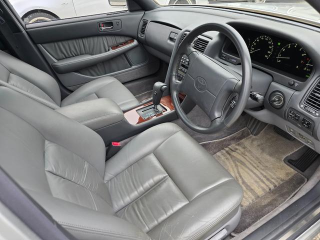 セルシオ C仕様 前期最終型 走行距離1万6千キロ ワンオーナー 当時物シュティッヒディッシュ17インチ 純正サンルーフ 純正グレー革シート 純正オプションエアロスポイラー FIELD製サスコン ガナドールマフラー(33枚目)