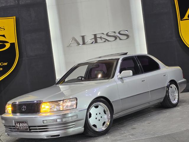 セルシオ C仕様 前期最終型 走行距離1万6千キロ ワンオーナー 当時物シュティッヒディッシュ17インチ 純正サンルーフ 純正グレー革シート 純正オプションエアロスポイラー FIELD製サスコン ガナドールマフラー(58枚目)