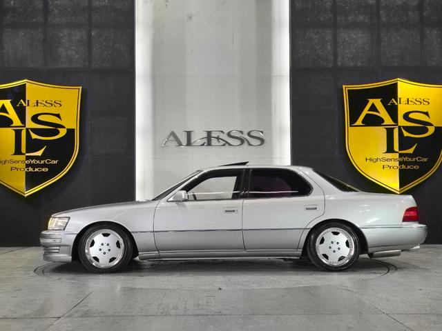 セルシオ C仕様 前期最終型 走行距離1万6千キロ ワンオーナー 当時物シュティッヒディッシュ17インチ 純正サンルーフ 純正グレー革シート 純正オプションエアロスポイラー FIELD製サスコン ガナドールマフラー(64枚目)