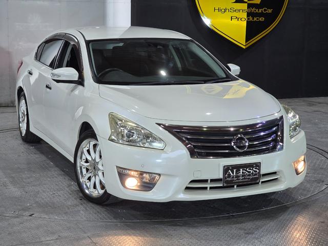 ティアナ ＸＶ　黒革シート　ＷＯＲＫシュバート１９インチ　ＨＤＤマルチナビ　Ｂｌｕｅｔｏｏｔｈオーディオ　３６０度カメラ　純正セキュリティ（3枚目）