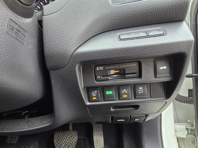 ティアナ ＸＶ　黒革シート　ＷＯＲＫシュバート１９インチ　ＨＤＤマルチナビ　Ｂｌｕｅｔｏｏｔｈオーディオ　３６０度カメラ　純正セキュリティ（25枚目）