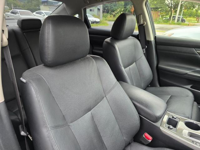 ティアナ ＸＶ　黒革シート　ＷＯＲＫシュバート１９インチ　ＨＤＤマルチナビ　Ｂｌｕｅｔｏｏｔｈオーディオ　３６０度カメラ　純正セキュリティ（33枚目）