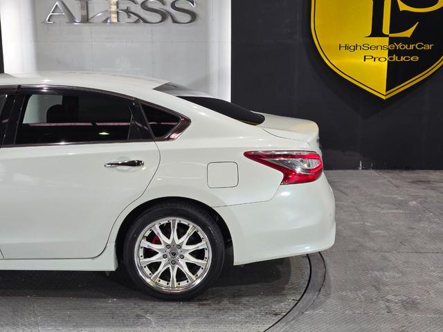 ティアナ ＸＶ　黒革シート　ＷＯＲＫシュバート１９インチ　ＨＤＤマルチナビ　Ｂｌｕｅｔｏｏｔｈオーディオ　３６０度カメラ　純正セキュリティ（57枚目）