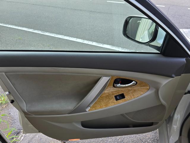 カムリ G リミテッドエディション スピンドルバンパー&シーケンシャルウィンカーヘッドライト フルタップ車高調 ロクサーニ20インチ 走行4万キロ台 クルコン ETC Bカメラ(38枚目)