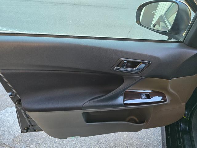 マークＸ ２５０Ｇ　リラックスセレクション・ブラックリミテッド　後期フェイス　ローダウン　ハーフエアロ　２０インチホイール　ケンウッドＳＤナビ　Ｂｌｕｅｔｏｏｔｈオーディオ　ドラレコ　レーダー探知機（44枚目）