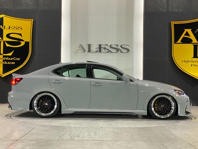 ＩＳ ＩＳ３５０　バージョンＳ　ビス止めオーバーフェンダー　現行ルックエアロ　ＬＥＤヘッド＆テール　ネジ式車高調　新品１９インチシュタイナー　アレスブラック　サンルーフ　マークレビンソン（17枚目）
