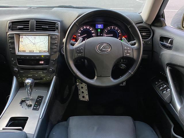 ＩＳ ＩＳ３５０　バージョンＳ　ビス止めオーバーフェンダー　現行ルックエアロ　ＬＥＤヘッド＆テール　ネジ式車高調　新品１９インチシュタイナー　アレスブラック　サンルーフ　マークレビンソン（21枚目）