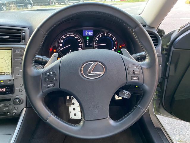 ＩＳ ＩＳ３５０　バージョンＳ　ビス止めオーバーフェンダー　現行ルックエアロ　ＬＥＤヘッド＆テール　ネジ式車高調　新品１９インチシュタイナー　アレスブラック　サンルーフ　マークレビンソン（23枚目）