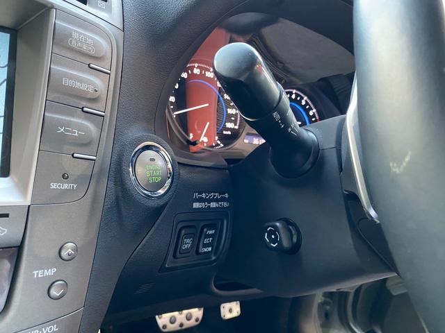 ＩＳ ＩＳ３５０　バージョンＳ　ビス止めオーバーフェンダー　現行ルックエアロ　ＬＥＤヘッド＆テール　ネジ式車高調　新品１９インチシュタイナー　アレスブラック　サンルーフ　マークレビンソン（31枚目）