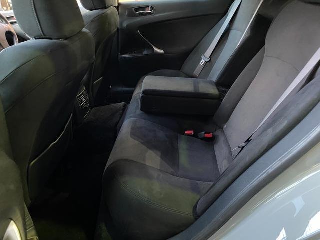 ＩＳ ＩＳ３５０　バージョンＳ　ビス止めオーバーフェンダー　現行ルックエアロ　ＬＥＤヘッド＆テール　ネジ式車高調　新品１９インチシュタイナー　アレスブラック　サンルーフ　マークレビンソン（42枚目）